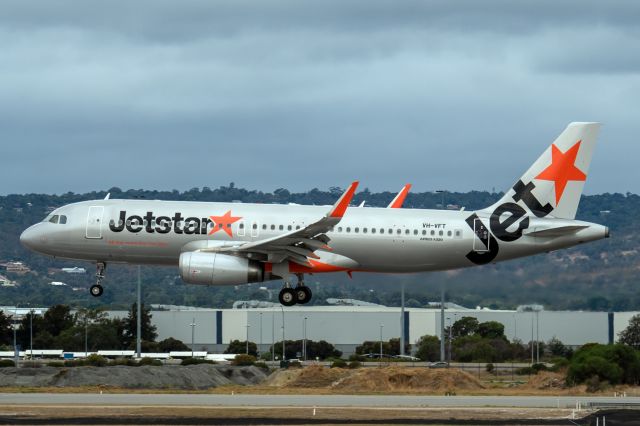 Airbus A320 (VH-VFT) - A320-232 cn 5532. Jetstar Airways VH-VFT rwy 03 arrival YPPH 31 March 2023