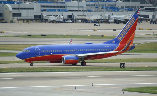 Boeing 737-700 (N476WN)