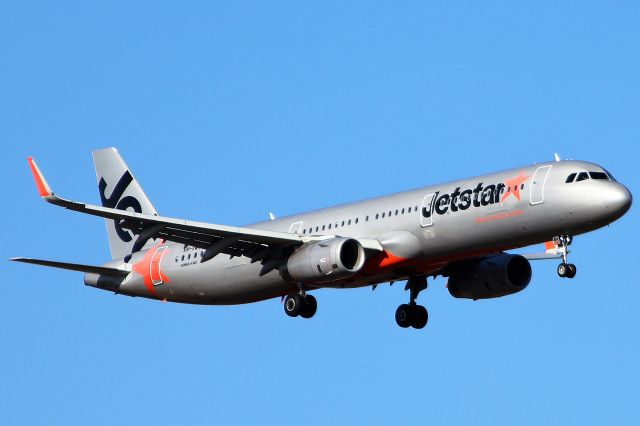 Airbus A321 (VH-VWN)