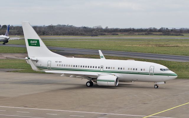 Boeing 737-700 (SHU101) - royal saudi air force b737-7dp bbj hz-101 dep shannon 19/3/18.