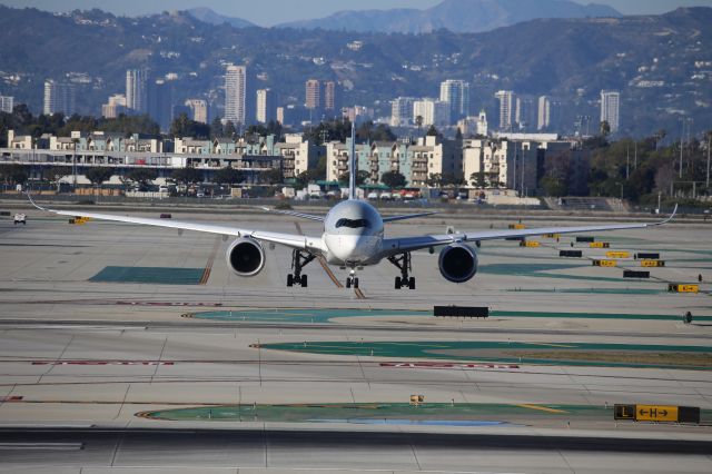 Airbus A350-1000 (A7-ANL)