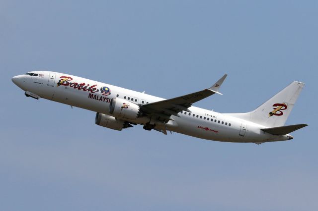 Boeing 737 MAX 8 (9M-LRU)