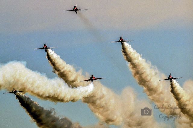 — — - RAF Red Arrows 