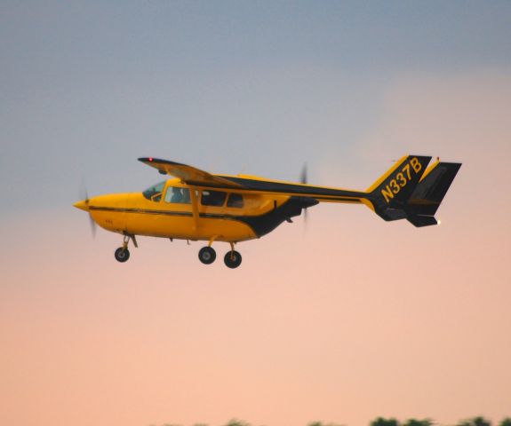 Cessna 336 Skymaster (N337B) - Departing EAA Airventure/Oshkosh on 24 July 2012