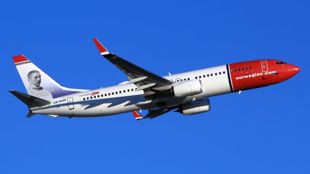 Boeing 737-800 (LN-NGH)