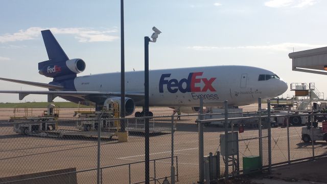 McDonnell Douglas DC-10 (N10060) - FedEx MD-10-10F at AUS on April 8, 2016.