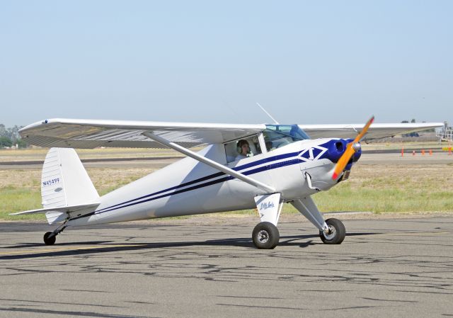 Cessna Skywagon (N45499) - 1946 LUSCOMBE 8A  taxiing to hangar at  Merced Regional Airport (KMCE)