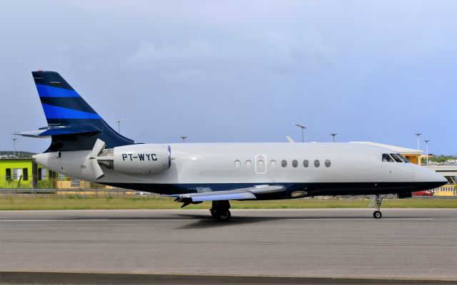 Dassault Falcon 2000 (PT-WYC)