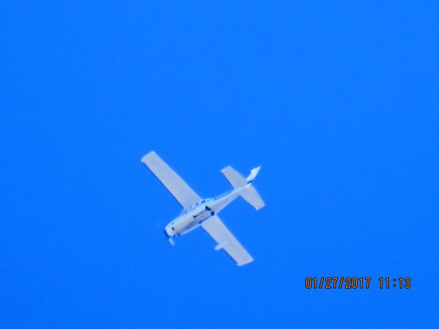 Cessna P210 Pressurized Centurion (N215GN)