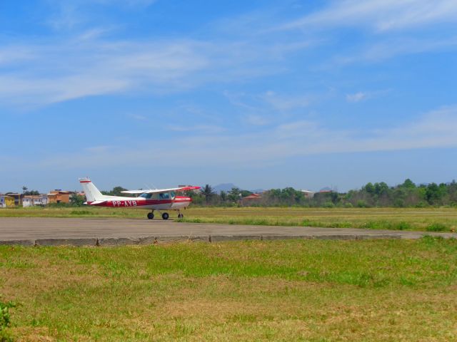 Cessna 152 (PP-AYB)