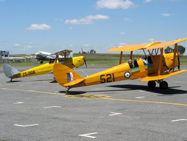 ZS-OOR — - At Rand airport, Johannesburg.