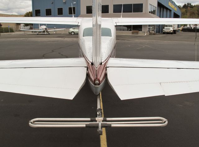 Cessna Centurion (N732BC) - On the RELIANT AIR ramp. Note the antenna mounted on the tail.