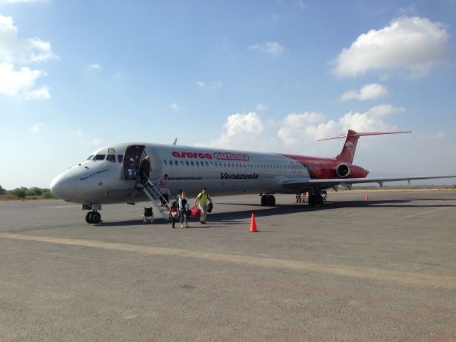 McDonnell Douglas MD-83 (YV-539T)