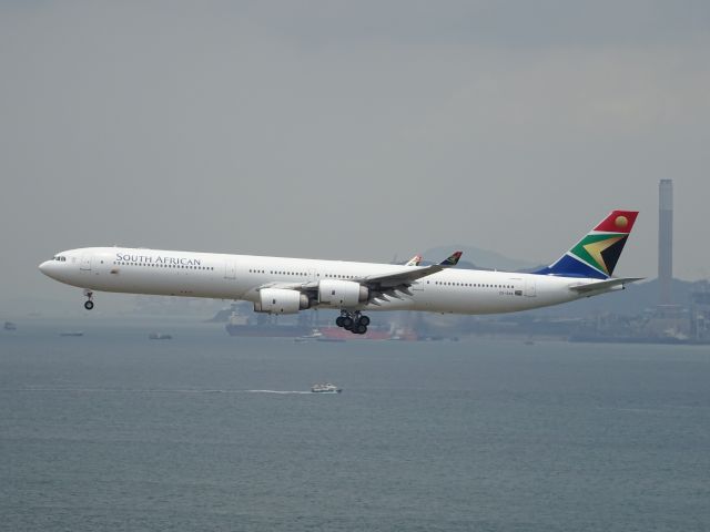 Airbus A340-600 (ZS-SNA)