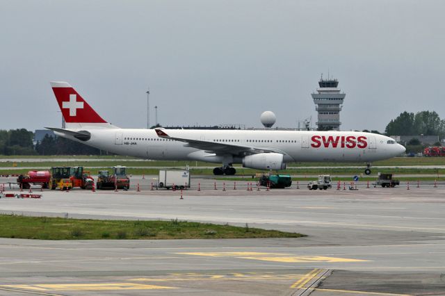 Airbus A330-300 (HB-JHA) - SWR1270 arriving from Zurich