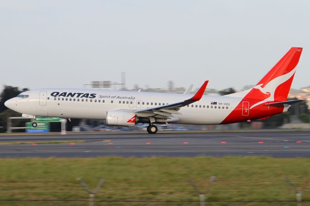 Boeing 737-800 (VH-VZU)