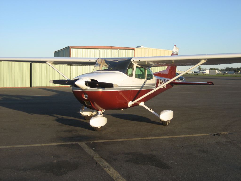 Cessna Skyhawk —