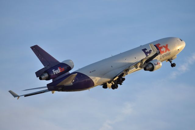 Boeing MD-11 (N525FE)