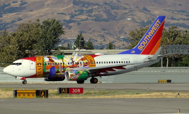 Boeing 737-700 (N945WN) - Florida One