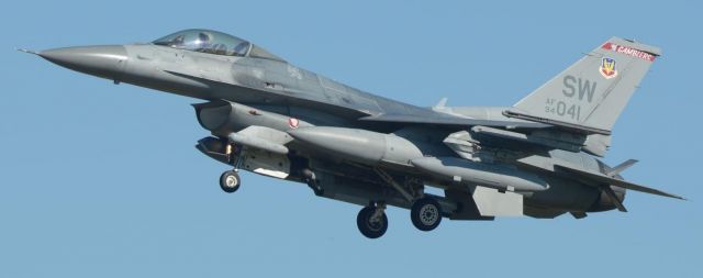 Lockheed F-16 Fighting Falcon (94-0041)