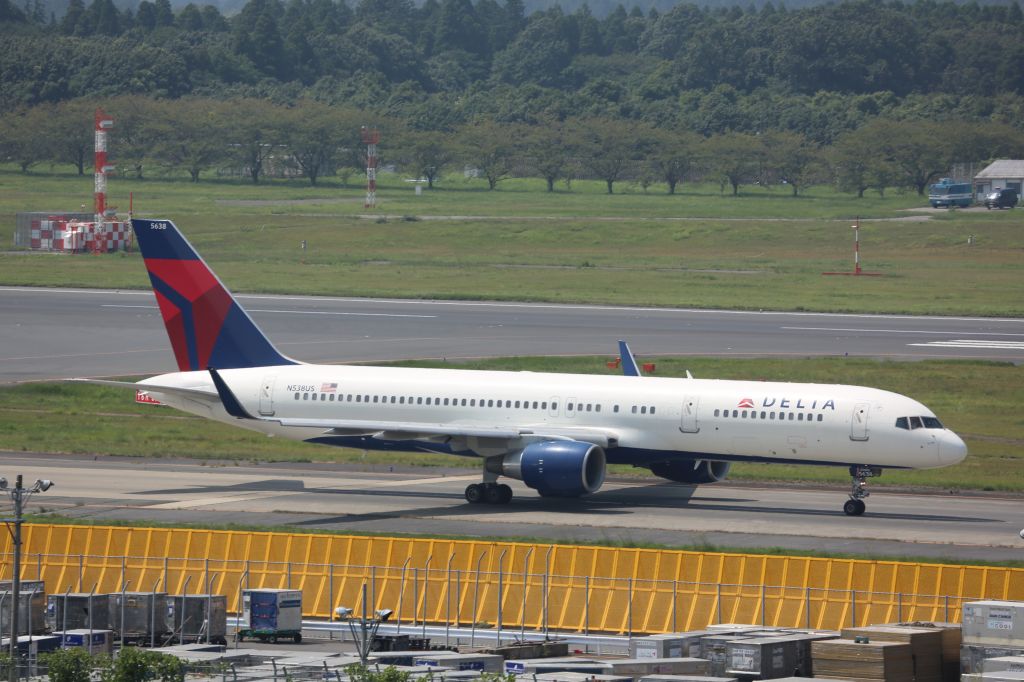 Boeing 757-200 (N538US)