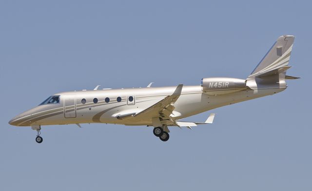 IAI Gulfstream G150 (N451R)