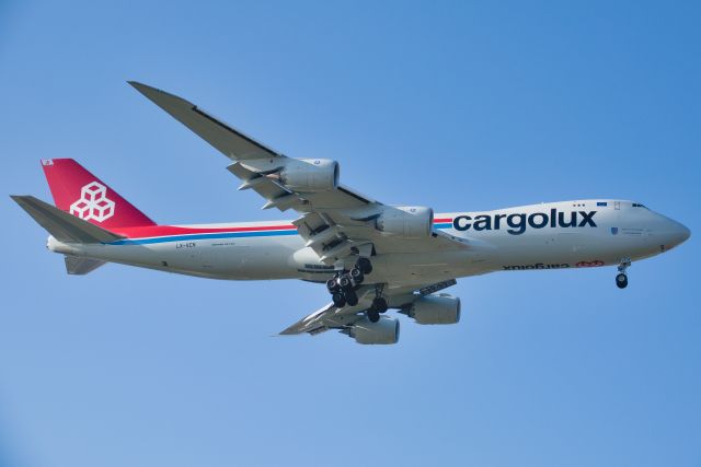 BOEING 747-8 (LX-VCN)