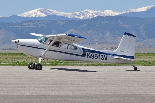 Cessna Skywagon 180 (N9913V)