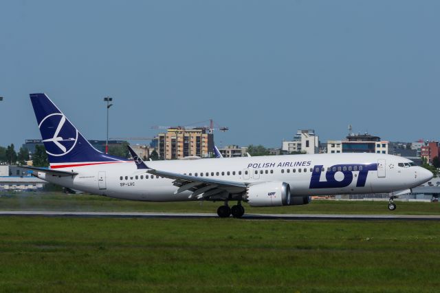Boeing 737 MAX 8 (SP-LVC) - WAW SPOTTING
