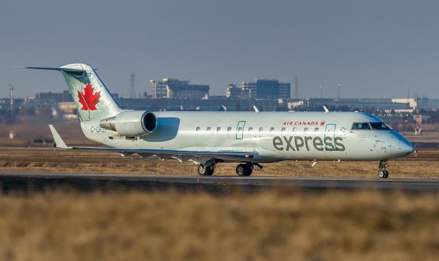 Canadair Regional Jet CRJ-200 (C-GKEP)