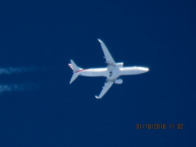 Boeing 737-800 (N968NN)