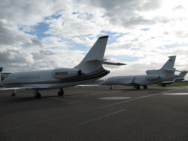 EJA232 — - Dublin Ireland with Dassault Falcon 7X behind N232QS