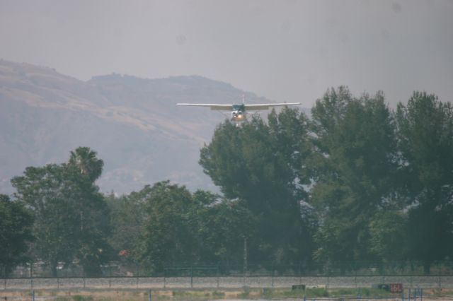 Cessna Skylane (N94MN)