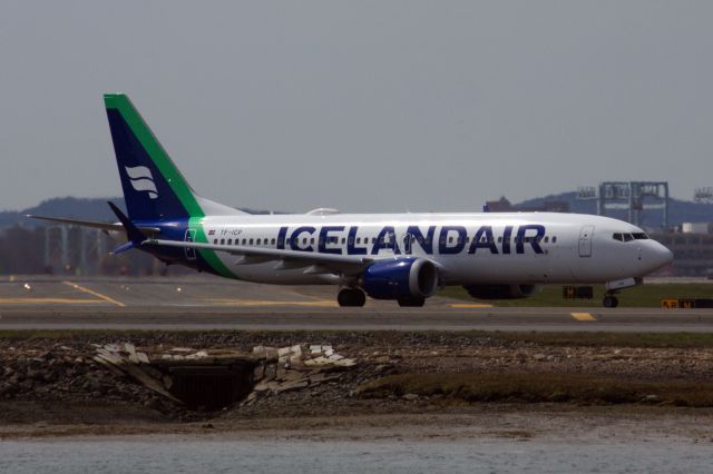 Boeing 737 MAX 8 (TF-ICP)