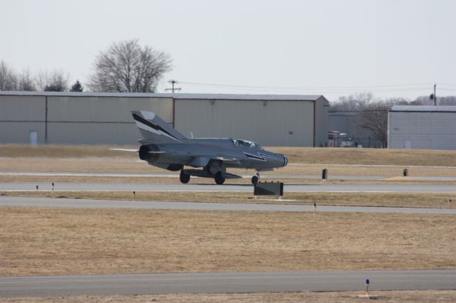 MIKOYAN MiG-21 (N1165) - Rolling out RWY 27