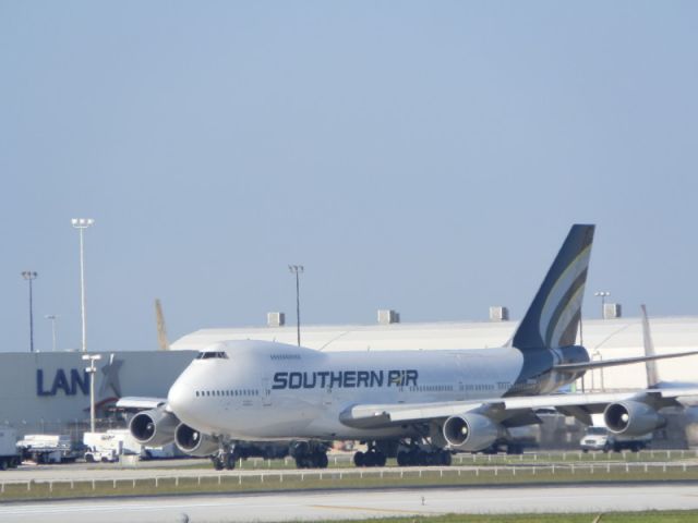 Boeing 747-200 (N761SA)