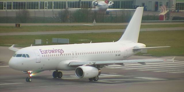 Airbus A320 (9H-AMV) - 9HAMV29032022ZRH.jpgbr /Lsd Avion Express Malta. 25/03/2022.