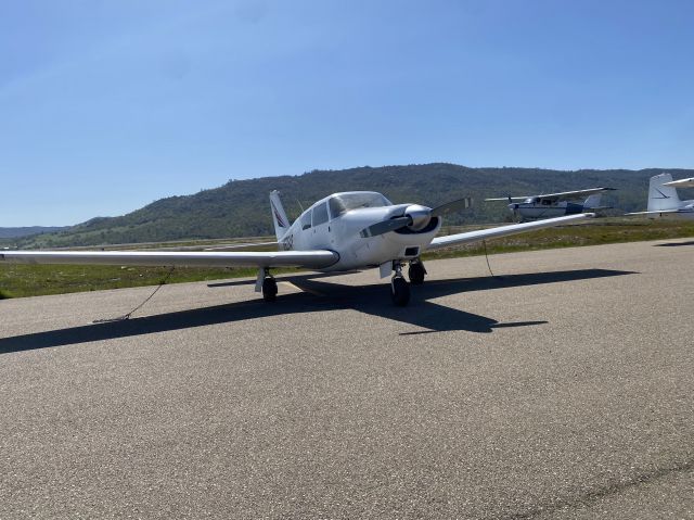 Piper Cherokee (N6054P) - Stop by at a Fly-In