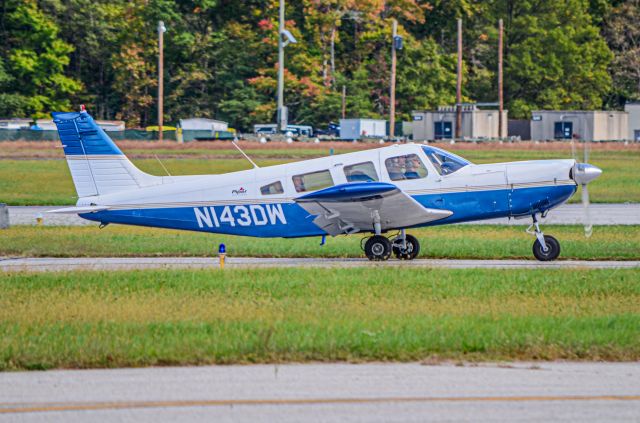 Piper Saratoga (N143DW)