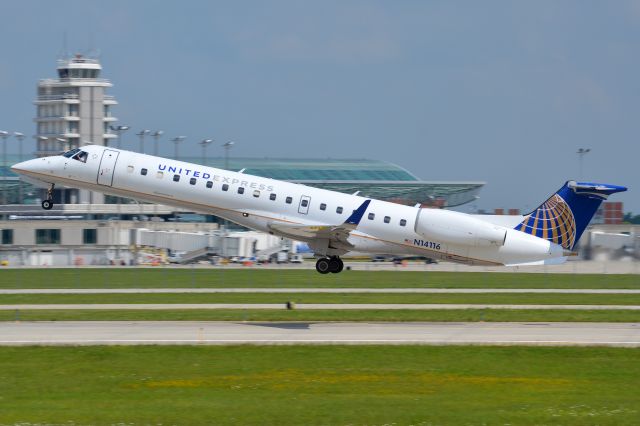 Embraer EMB-145XR (N14116)