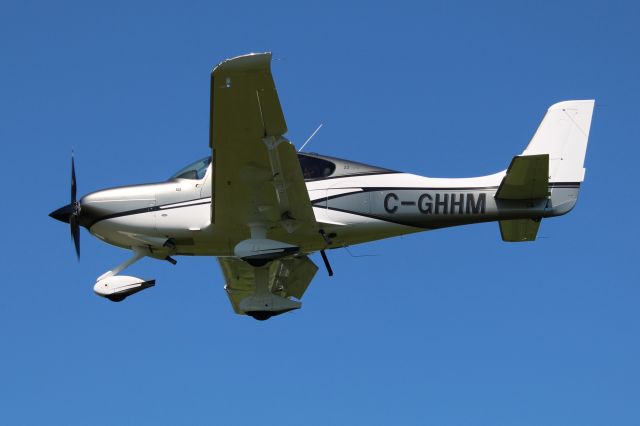 Cirrus SR-22 (C-GHHM) - Privée