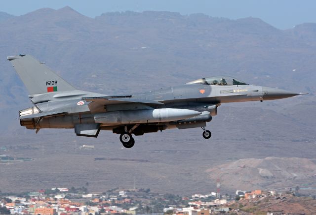 Lockheed F-16 Fighting Falcon (N15108)