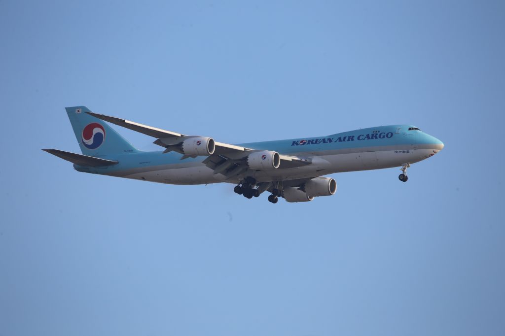 BOEING 747-8 (HL7610)