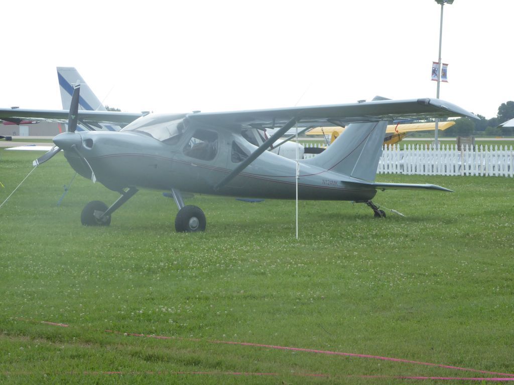 Pilatus PC-6 Porter (N124MK)