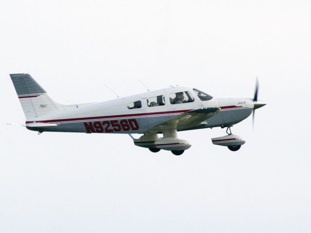 Piper Cherokee (N9256D) - Oshkosh 2013!