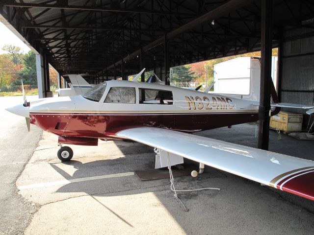 Mooney M-20 (N324MC) - A very fast aircraft!