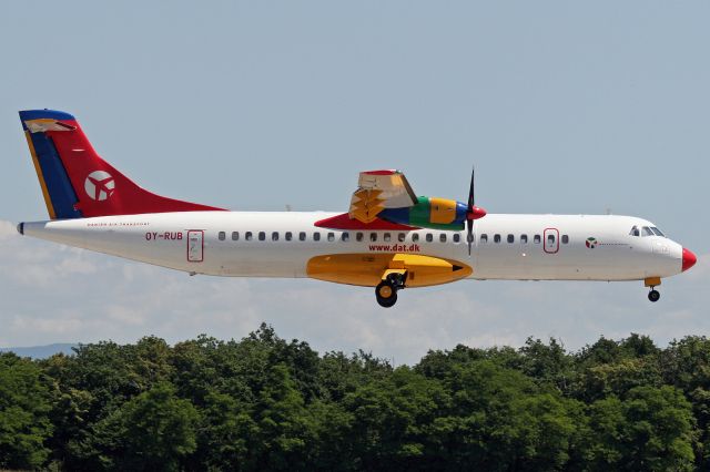 ATR ATR-72 (OY-RUB)