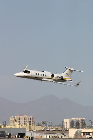 Learjet 31 (N32HH)