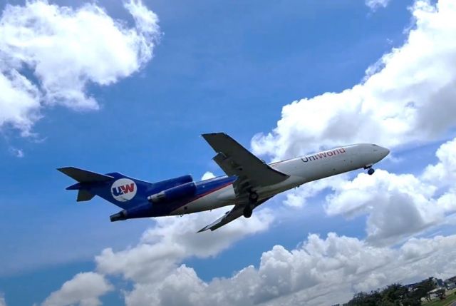 Boeing 727-100 (HP-1939UCG) - Uniworld Air Cargo Boeing 727-225F