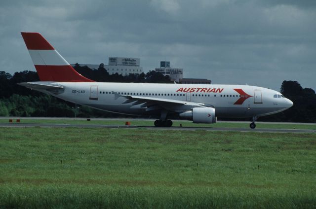 Airbus A310 (OE-LAD) - Departure at Narita Intl Airport Rwy16 on 1992/08/22
